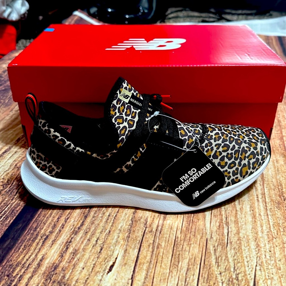 New Balance Nergize Women's Sneakers Size 9.5 Animal Print Slip On. New w/ tags
